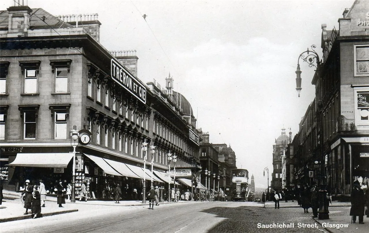 Glasgow street scene circa 1920 showing dense urban environment