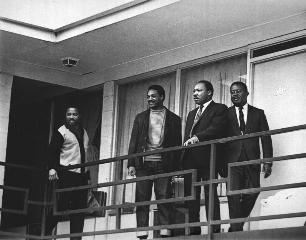 MLK on motel balcony shortly before assassination